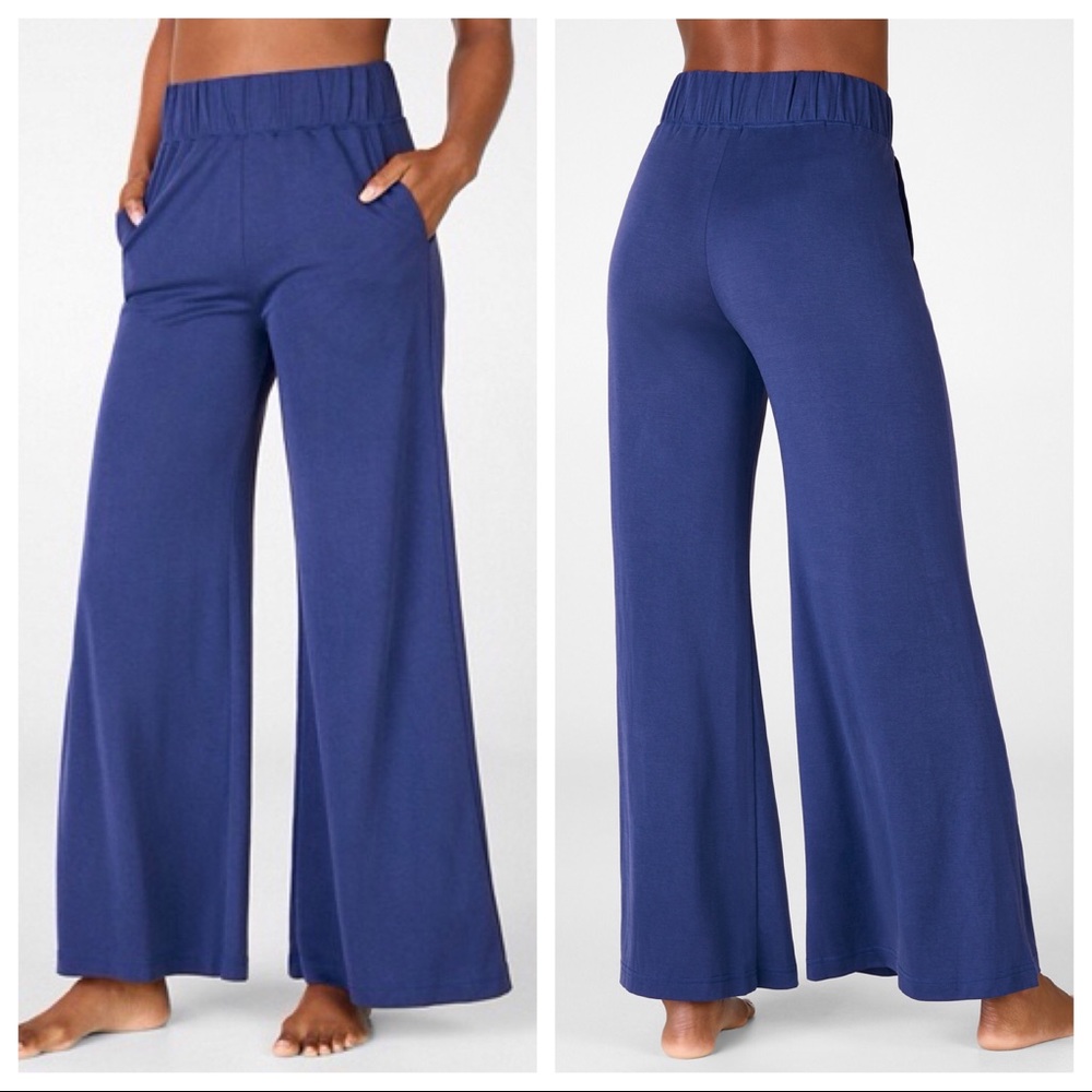 Fabletics Erin Wide Leg Lounge Pants Washed Blue Tricot Size M